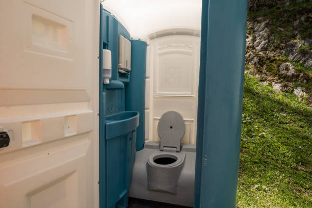 Best Portable toilet rental cost  in Collinsburg, PA